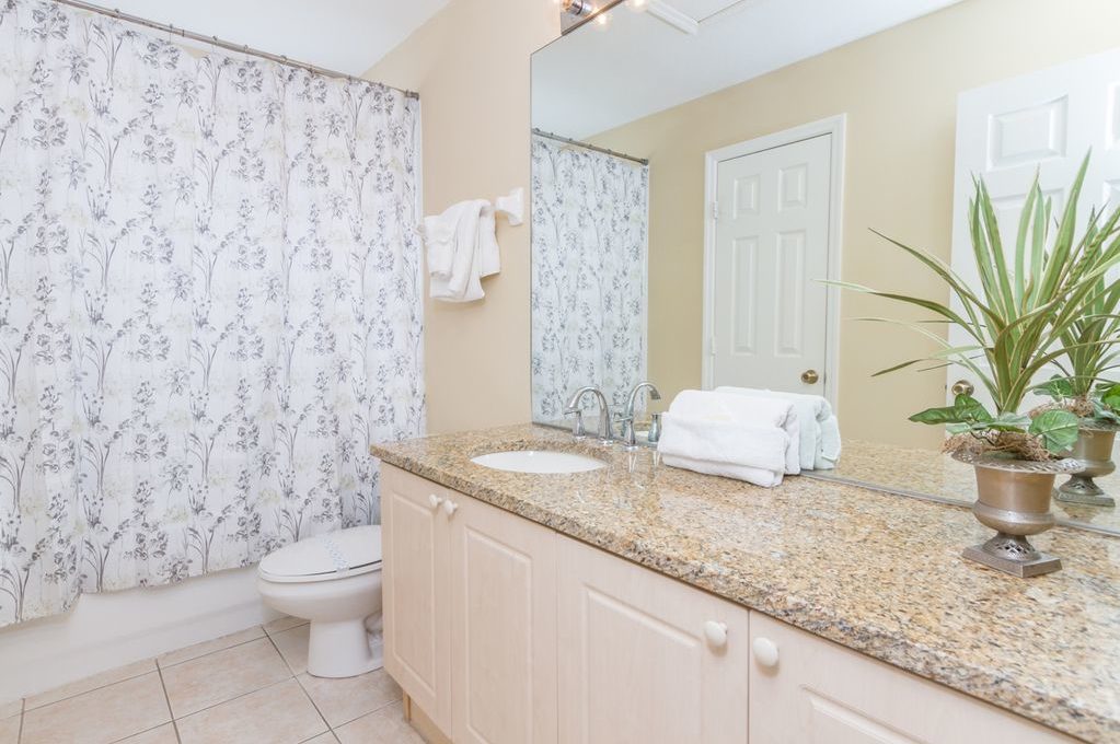 5 bedrooms house - only 5 minutes away from Disney's Animal Kingdom near to Celebration - Kissimmee Florida (12)