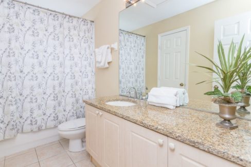 5 bedrooms house - only 5 minutes away from Disney's Animal Kingdom near to Celebration - Kissimmee Florida (12)