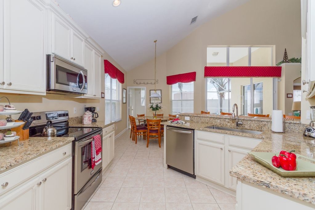 5 bedrooms house - only 5 minutes away from Disney's Animal Kingdom near to Celebration - Kissimmee Florida (21)