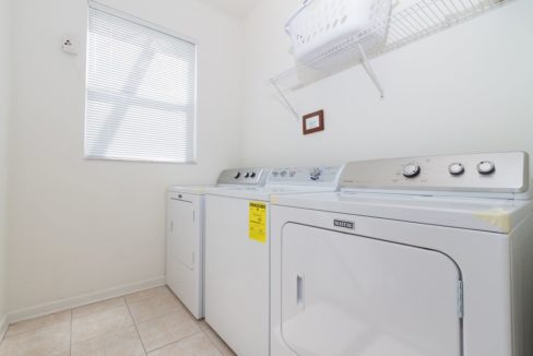 5 bedrooms house - only 5 minutes away from Disney's Animal Kingdom near to Celebration - Kissimmee Florida (9)