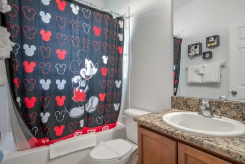 5 bedrooms property in Crystal Cave - Poinciana - Florida (17)