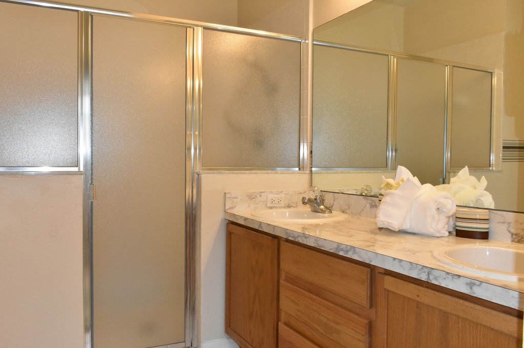 5 beedroom house in magnolia florida (16)