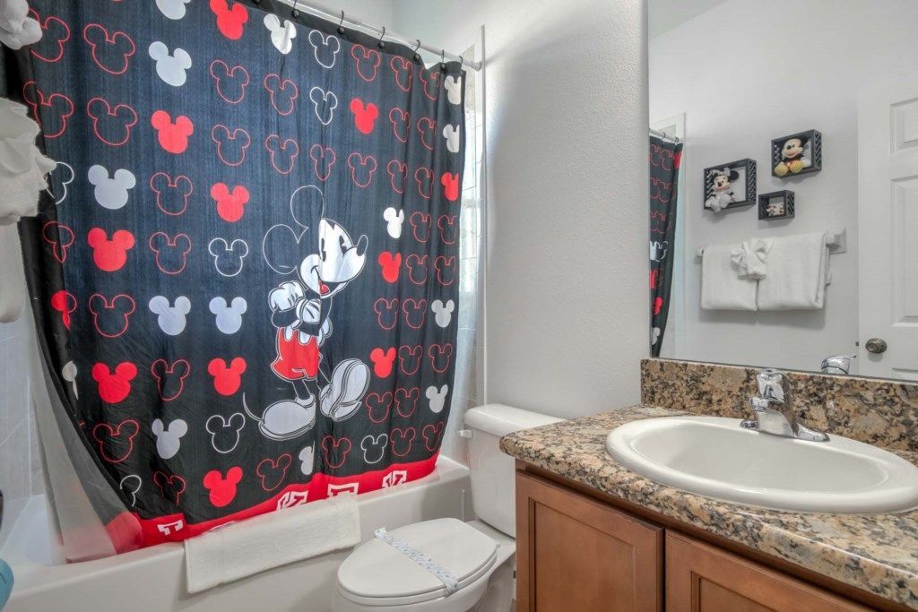 5 bedrooms property in Crystal Cave Poinciana Florida 17 1