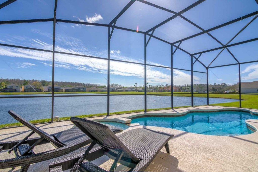 5 bedrooms property in Crystal Cave Poinciana Florida 3 1