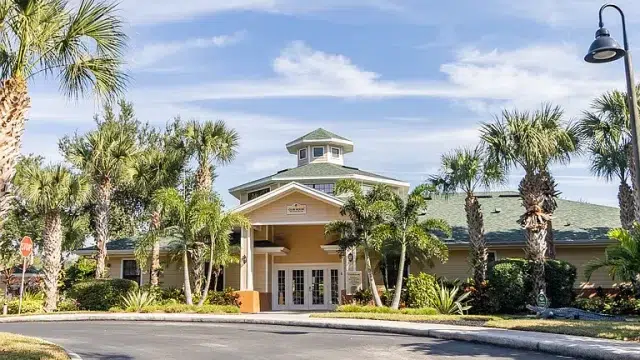 e6928e9ff388d41415adb84bc613ab70-cc_ft_768